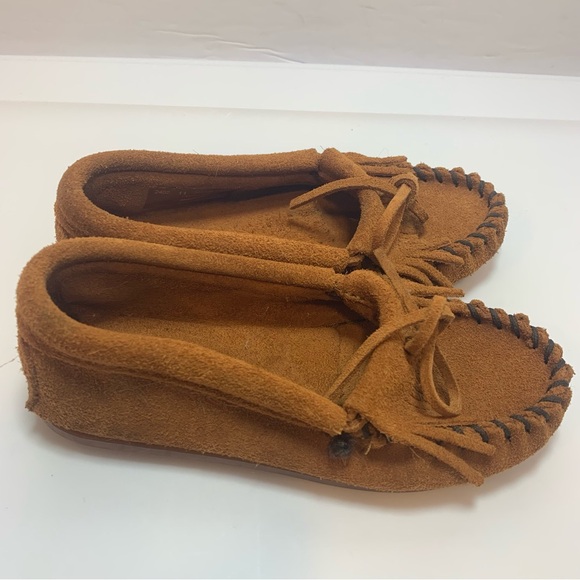 MINNETONKA flat shoes leather upper size 11 - Picture 7 of 9